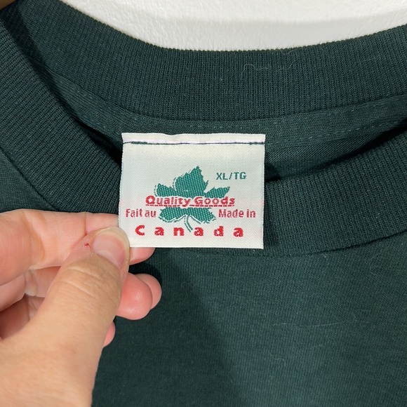 Quality Goods Canada T Shirt Tribal Print Forest Green Made in Canada XL‎ - Picture 4 of 6